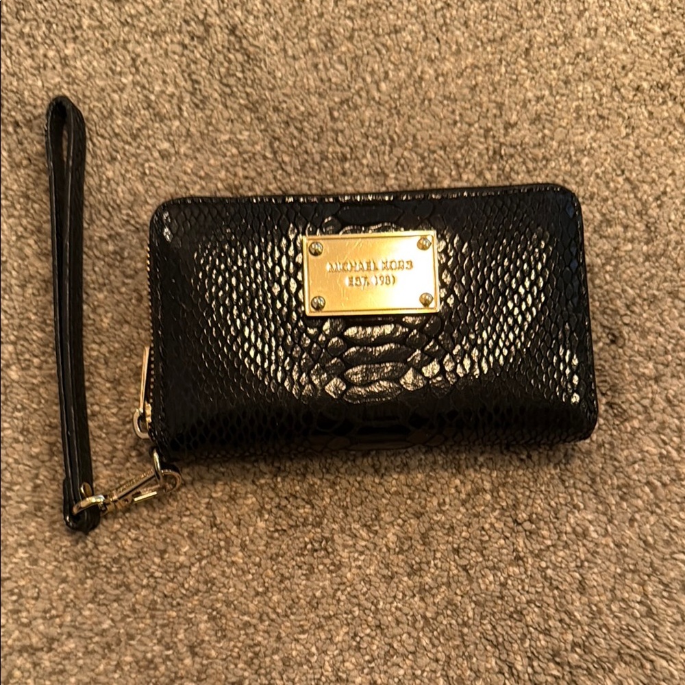 Michael Kors Black Wristlet Wallet